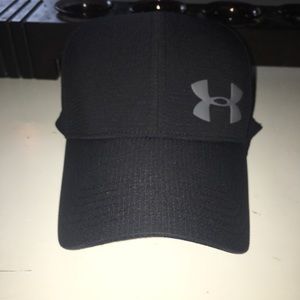 Black Under Armour Men’s Hat